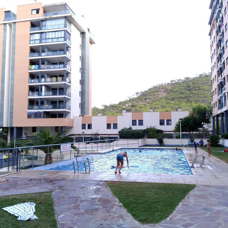 Apartamentos Tamarindo カーラ・デ・フィネストラット エクステリア 写真